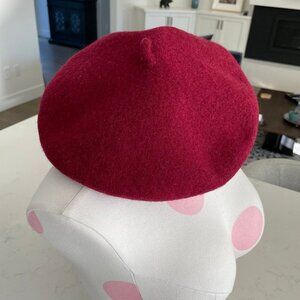 Classic Stylish 100% Wool Beret in Burgundy Red Sz OS